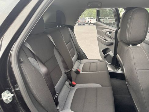 Used 2025 Chevrolet TrailBlazer LT AWD/4WD image 15