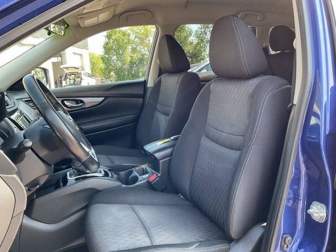 Used 2019 Nissan Rogue SV AWD/4WD image 15