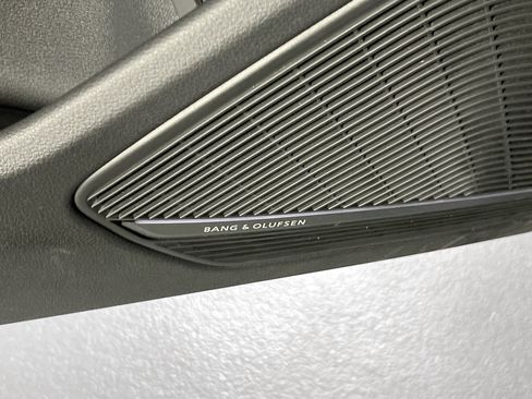 Used 2018 Audi A4 2.0T Premium Plus w/ Premium Plus Package image 19