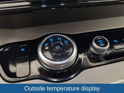 Certified 2025 Ford Expedition Active image 28