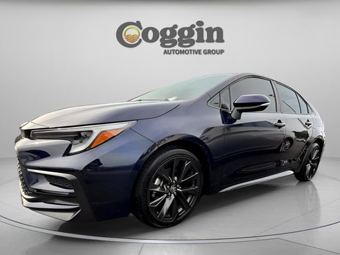 Used 2023 Toyota Corolla SE image 1