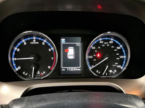 Used 2016 Toyota RAV4 XLE image 24