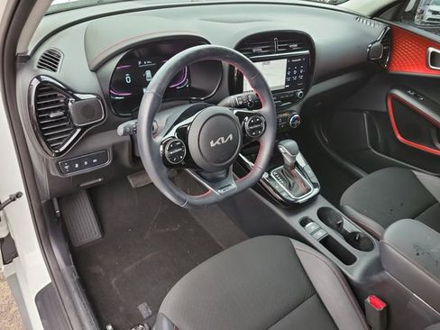 Certified 2023 Kia Soul GT-Line w/ GT-Line Technology Package FWD image 8