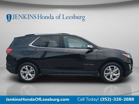 Used 2018 Chevrolet Equinox Premier FWD image 3