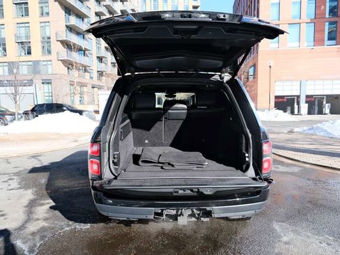 Used 2019 Land Rover Range Rover Autobiography image 10