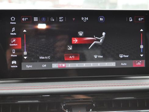 Used 2024 Dodge Hornet GT AWD/4WD image 11