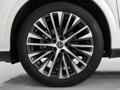 Used 2024 Lexus RX 350 image 29