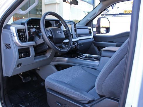 Used 2024 Ford F250 XLT w/ FX4 Off-Road Package AWD/4WD image 19