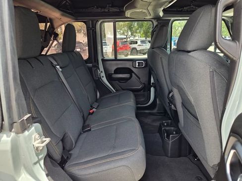 Used 2024 Jeep Wrangler Unlimited Sport AWD/4WD image 17