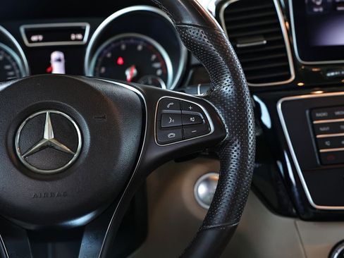 Used 2018 Mercedes-Benz GLE 350 image 30