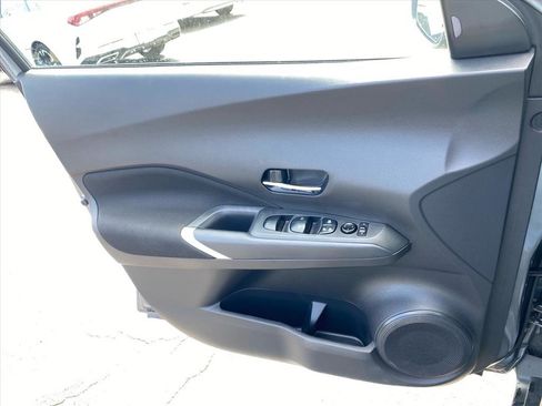 Used 2023 Nissan Kicks SV FWD image 19
