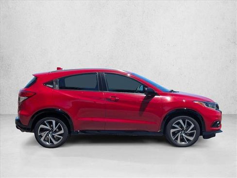 Used 2019 Honda HR-V Sport image 4