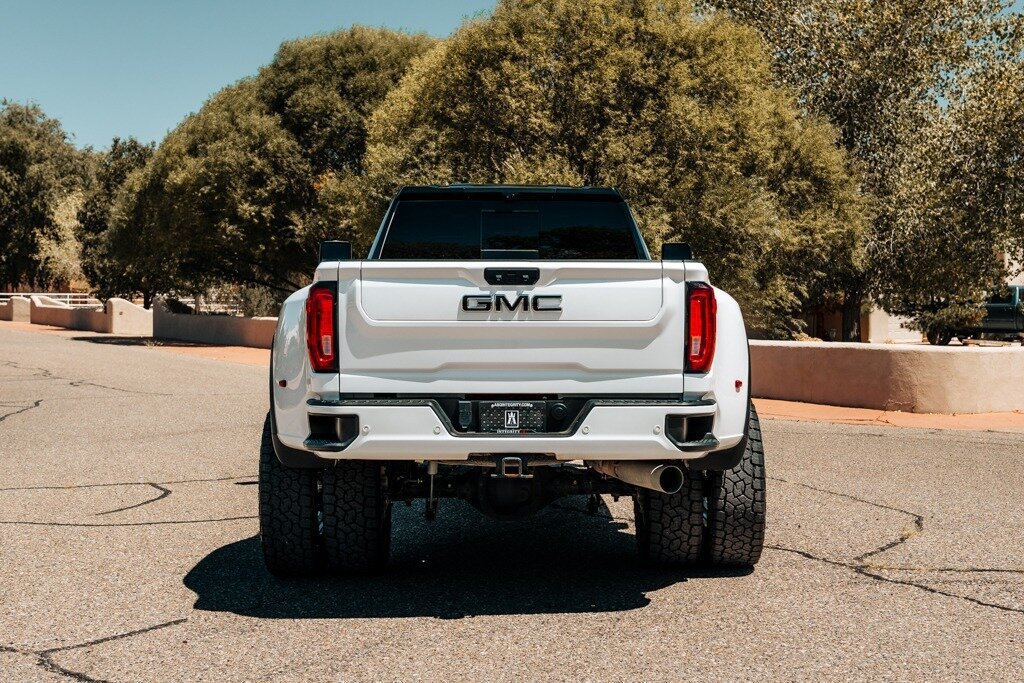 Used 2023 GMC Sierra 3500 Denali w/ Denali Ultimate Package AWD/4WD image 6