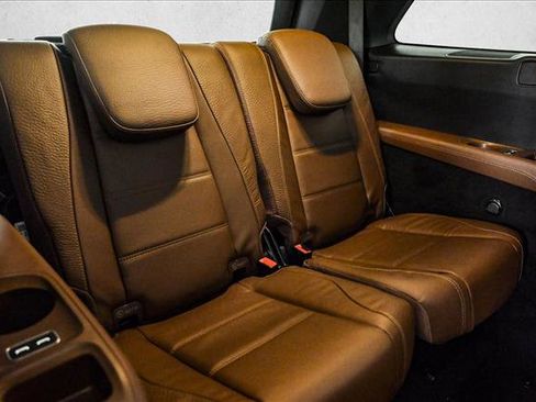 New 2026 Mercedes-Benz GLS 580 4MATIC image 23