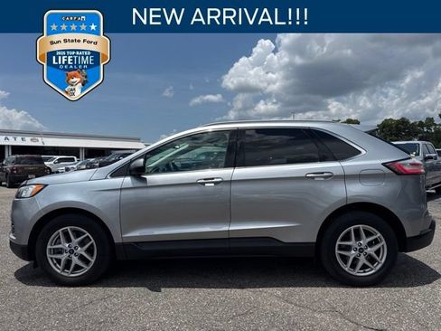Used 2021 Ford Edge SEL w/ Convenience Package FWD image 1