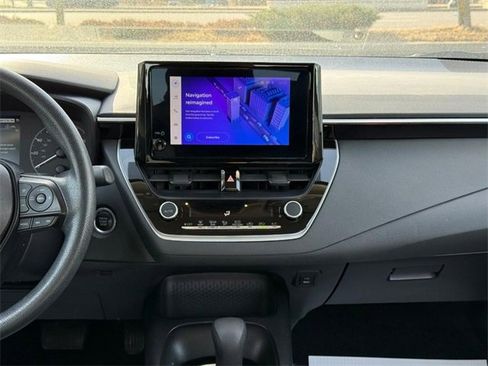 Used 2024 Toyota Corolla LE image 14