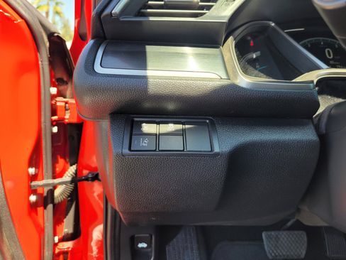 Used 2020 Honda Civic EX image 24