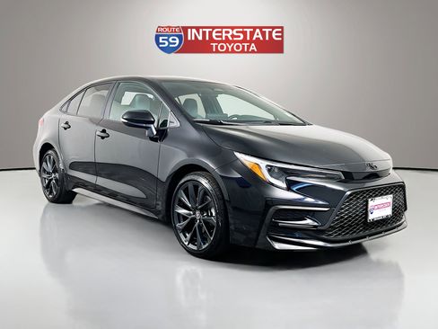 Certified 2023 Toyota Corolla SE w/ Carpet Mat Package (TMS) FWD image 1