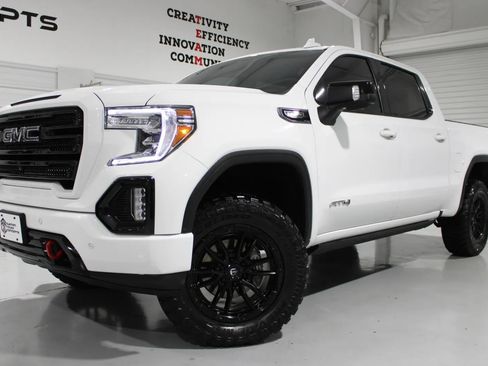 Used 2020 GMC Sierra 1500 AT4 w/ AT4 Premium Package AWD/4WD image 1