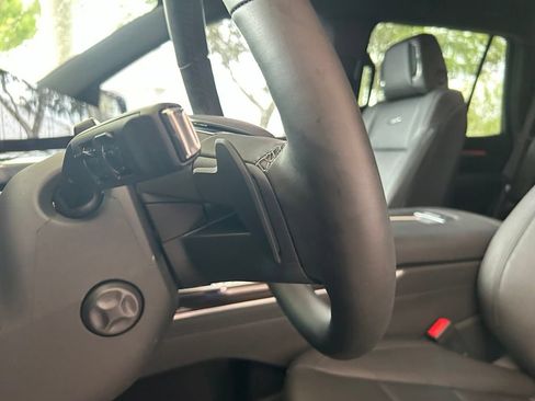 Used 2026 Cadillac Escalade 4WD image 47