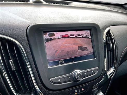 Certified 2024 Chevrolet Equinox RS image 23