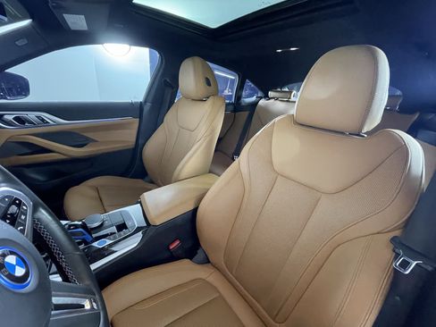 Certified 2023 BMW i4 M50 image 9