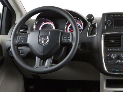 Used 2012 Dodge Grand Caravan Crew image 9