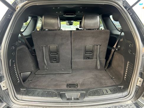 Used 2020 Dodge Durango R/T w/ Technology Group AWD/4WD image 31