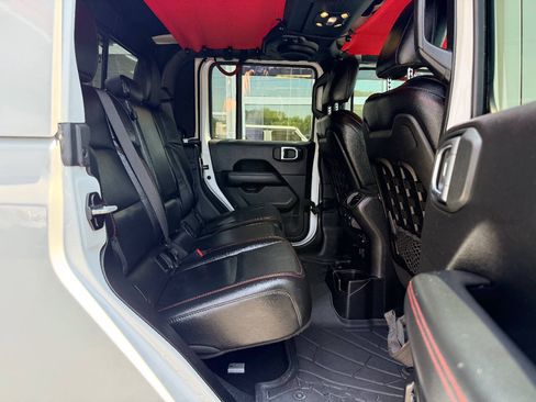 Used 2020 Jeep Gladiator Rubicon AWD/4WD image 39