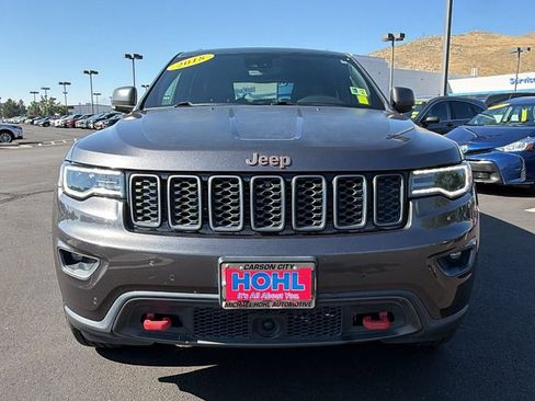 Used 2018 Jeep Grand Cherokee Trailhawk w/ Trailhawk Luxury Group AWD/4WD image 8
