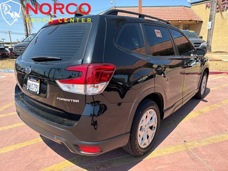 Used 2021 Subaru Forester AWD/4WD image 8