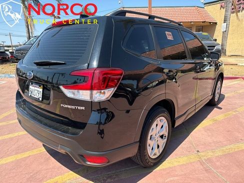 Used 2021 Subaru Forester image 8