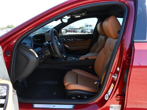 New 2025 Cadillac CT5 Sport w/ Platinum Package image 18