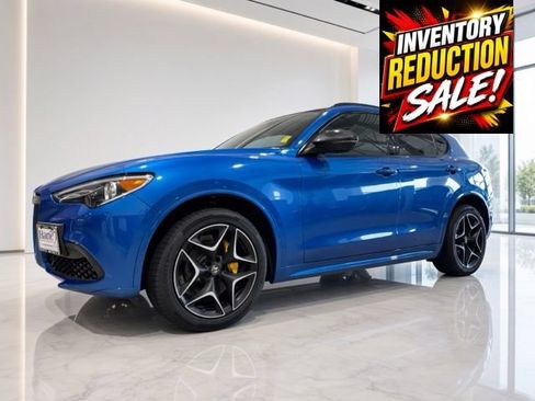 Used 2020 Alfa Romeo Stelvio Ti Sport AWD/4WD image 11
