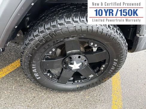 Used 2021 Jeep Wrangler Unlimited Freedom Edition image 12