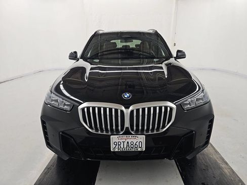 Used 2025 BMW X5 xDrive50e w/ M Sport Package AWD/4WD image 2