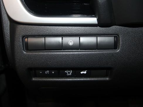 Used 2024 Nissan Rogue SL w/ SL Premium Package image 10