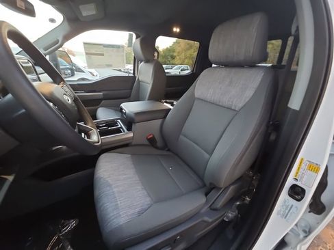 New 2026 Ford F350 XLT w/ XLT Premium Package AWD/4WD image 16