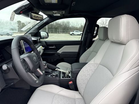 New 2026 Toyota Tacoma Limited AWD/4WD image 12