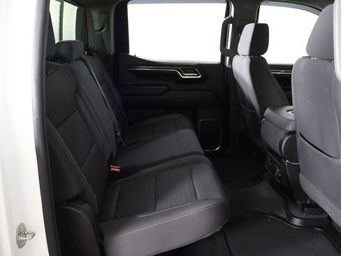 Used 2023 Chevrolet Silverado 1500 LT AWD/4WD image 35