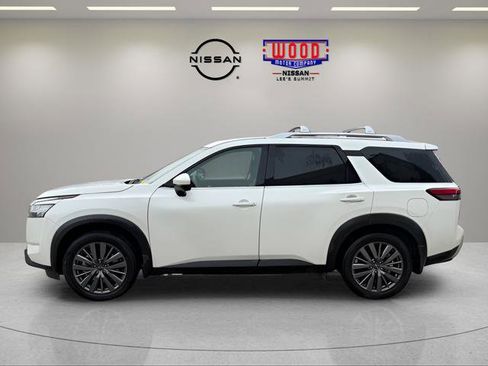 Used 2024 Nissan Pathfinder SL w/ SL Premium Package AWD/4WD image 5