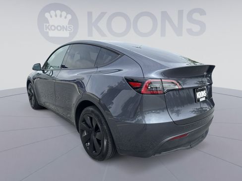 Used 2023 Tesla Model Y Long Range AWD/4WD image 4