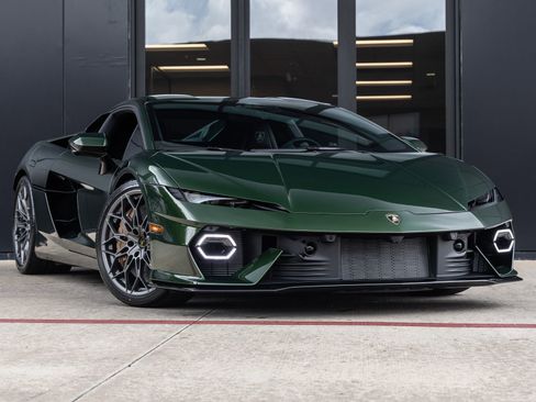 Used 2026 Lamborghini Temerario AWD/4WD image 2