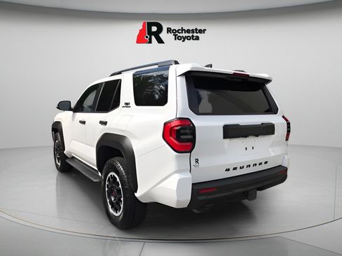 Certified 2025 Toyota 4Runner TRD Off-Road Premium w/ Tow Technology Package AWD/4WD image 5