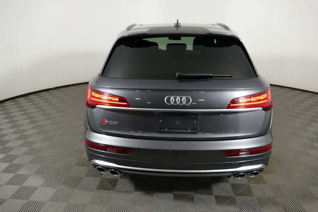 Used 2023 Audi SQ5 Prestige AWD/4WD image 4