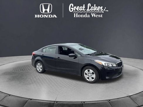 Used 2018 Kia Forte LX w/ LX Popular Package FWD image 2