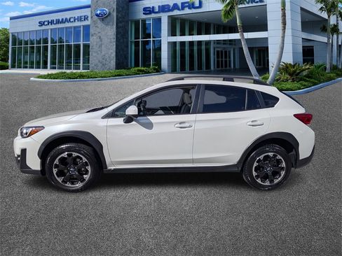 Certified 2023 Subaru Crosstrek 2.0i Premium image 4