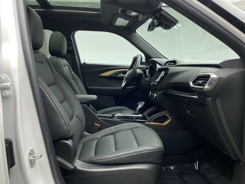 Used 2023 Chevrolet TrailBlazer ACTIV w/ Sun and Liftgate Package AWD/4WD image 19
