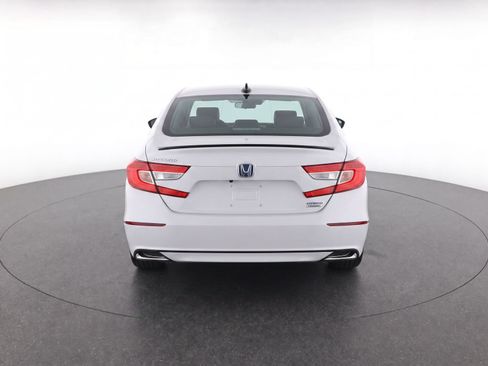 Used 2022 Honda Accord Sport image 6