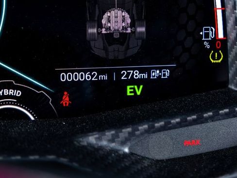 Used 2025 Lamborghini Revuelto AWD/4WD image 20